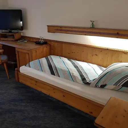 Bed and breakfast Künstlerhaus Lenz 3*