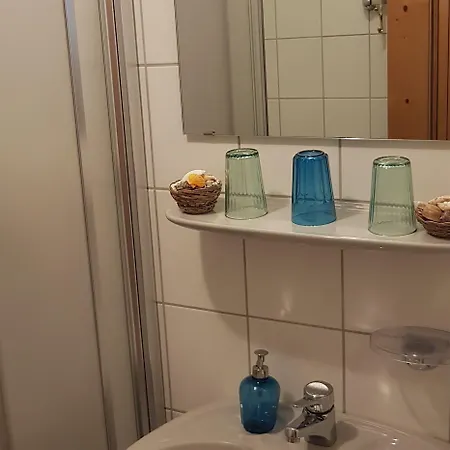 Kuenstlerhaus Lenz Couette-café Gladenbach