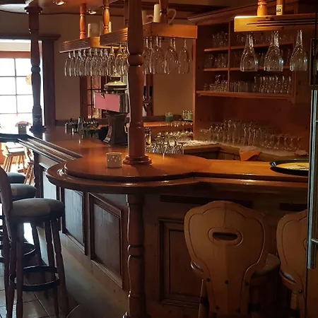 Couette-café Kuenstlerhaus Lenz 3*
