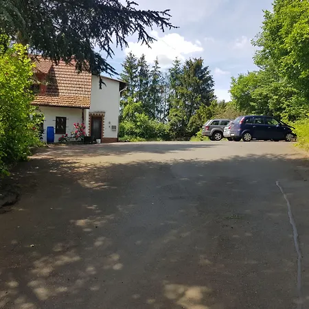 Kuenstlerhaus Lenz 3*
